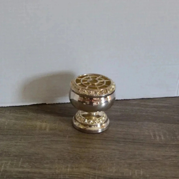 Vtg Silver Plated Floral  Frog - Picture 2 of 5